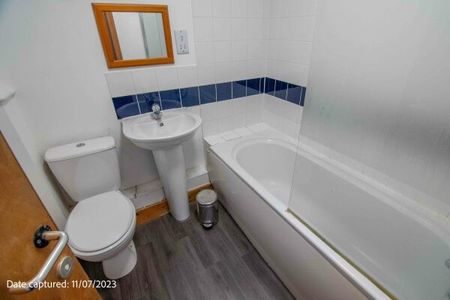 136 Flat D Lawrence Street - Photo 5