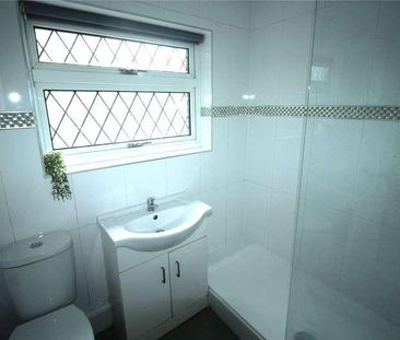 Alfred Road, Gravesend, Kent, DA11 - Photo 3