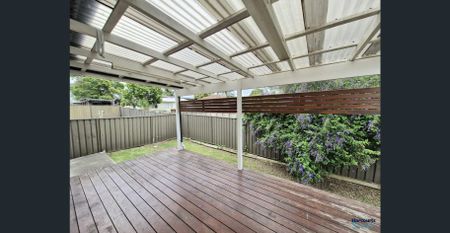 Stunning 2 Bedroom Granny Flat - Photo 3