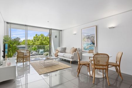 Ideal Location - Photo 2