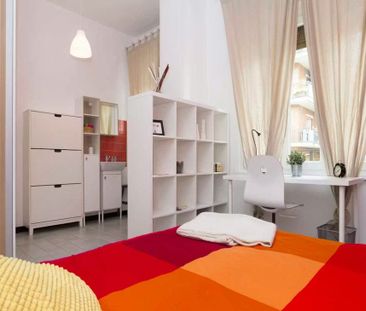 Viale Carlo Espinasse, Milan, Lombardy 20156 - Photo 6