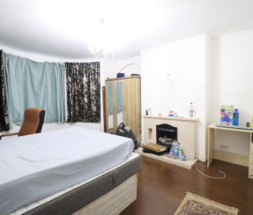 2 bedroom maisonette to rent - Photo 2