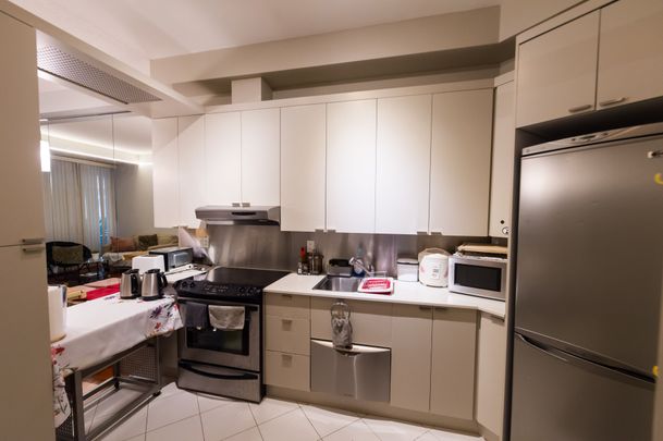 For Lease - 111 Elizabeth Street Unit# 106, Toronto, Ontario - Photo 1
