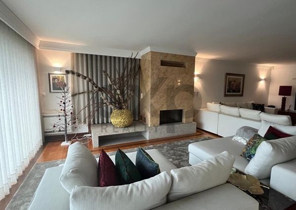 Apartamento de luxo T3 com vistas deslumbrantes para o Rio Douro