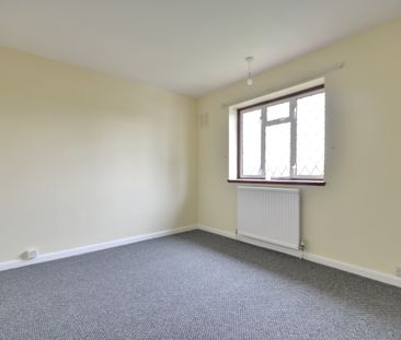 3 Bedroom House to rent - Photo 4