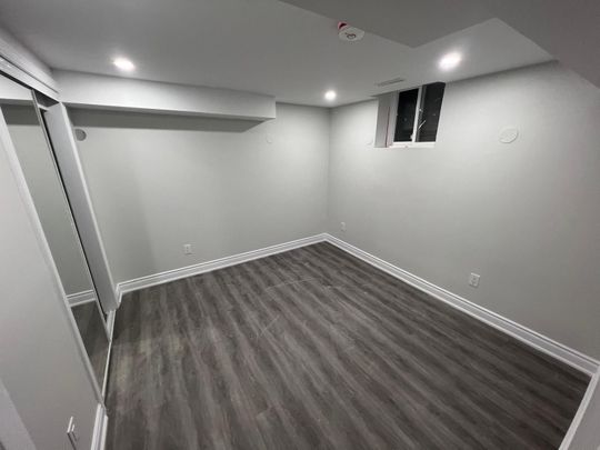 For Lease - 40 Cotswold Court, Halton Hills, Ontario - Photo 1