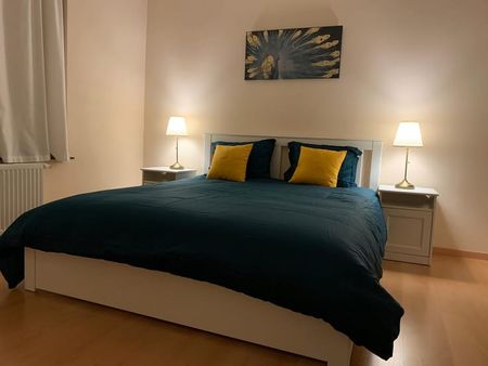 Appartement te huur - Foto 2