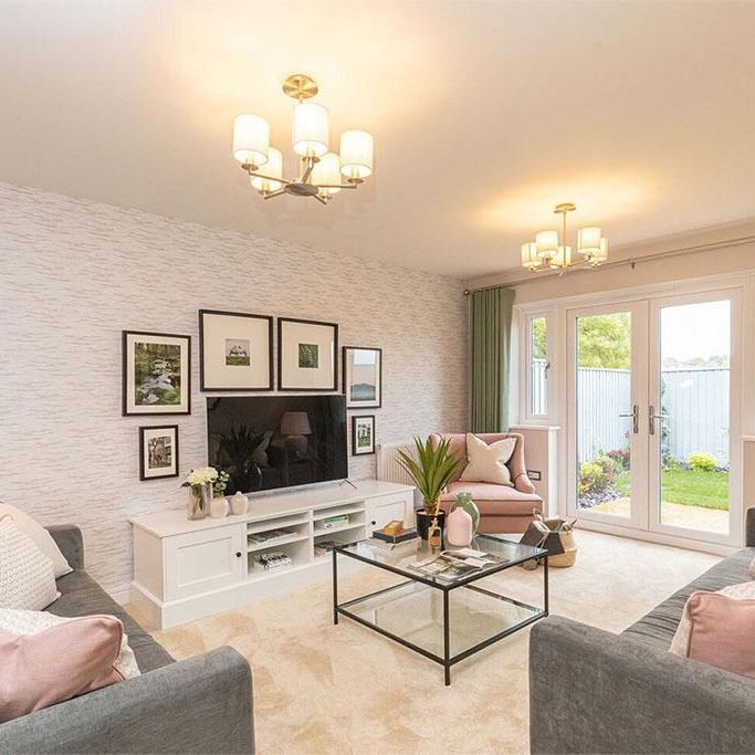 4 bedroom detached house to rent - Photo 1