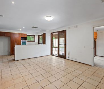 9 Tibarri Court, Mooroolbark - Photo 5