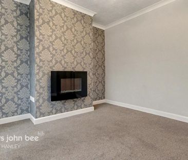 2 bedroom semi-detached house to rent - Photo 1