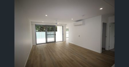 Luxury Apartment in the Heart of Maroochydore! - Photo 5