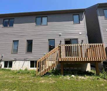 For Lease - 114 Jewel Street, Blue Mountains, Ontario - Photo 2