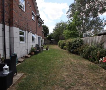 2 bedroom apartment to rent - Photo 4