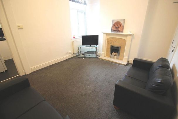 5 bedroom terraced house to rent - Photo 1