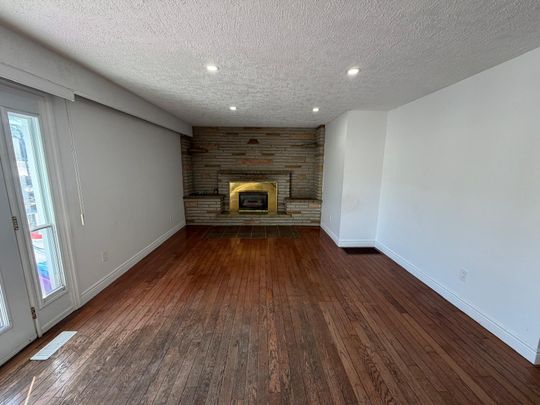 For Lease - 3920 Highway 9 Road, King, Ontario - Photo 1