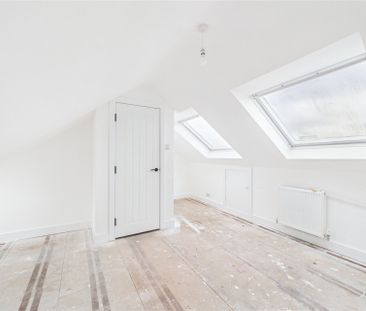 3 bedroom House in Henley Road, Reading - Photo 5