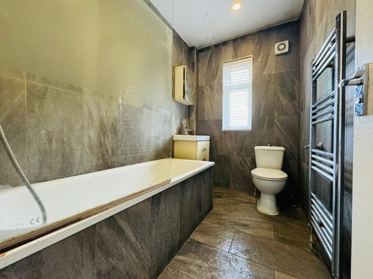 Room in a Shared Flat, Empire Way, HA9 - Photo 1