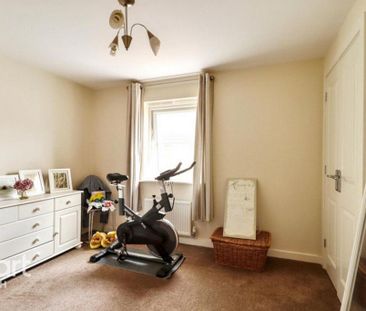 4 bedroom detached house to rent - Photo 6