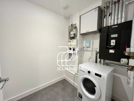 Skyline Apartments, London, E3 - Photo 3
