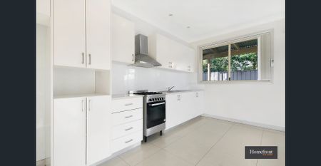 Private Freestanding Villa - Photo 4