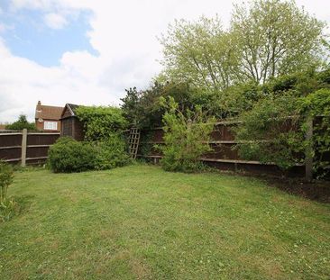 2 bedroom maisonette to rent - Photo 6