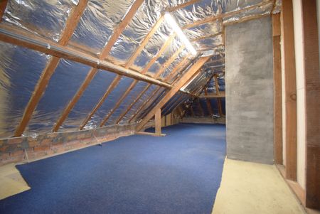Gerenoveerde woning met 2 slaapkamers, tuin en garage te Esen - Foto 3