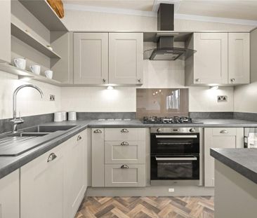 2 bedroom bungalow to rent - Photo 1