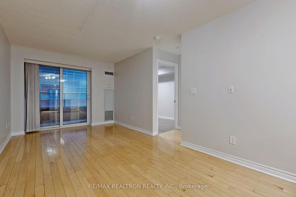 For Lease - 250 Wellington Street Unit# 330, Toronto, Ontario - Photo 1