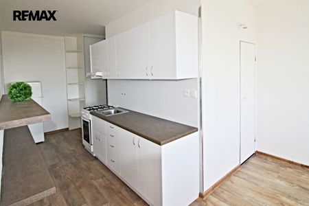 Pronájem bytu 1+1 49 m², Kubatova 1538, České Budějovice - Photo 4