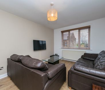 Morley, LS27 - Photo 2