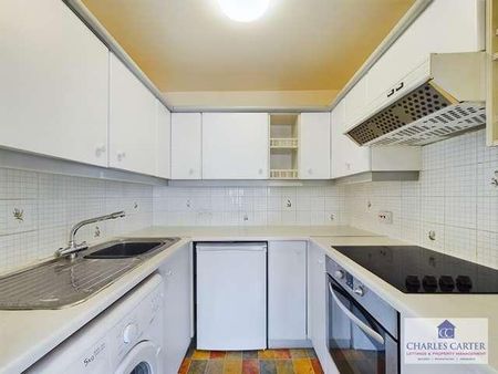 Hopton Court, Davis Alley, Tewkesbury, GL20 - Photo 5