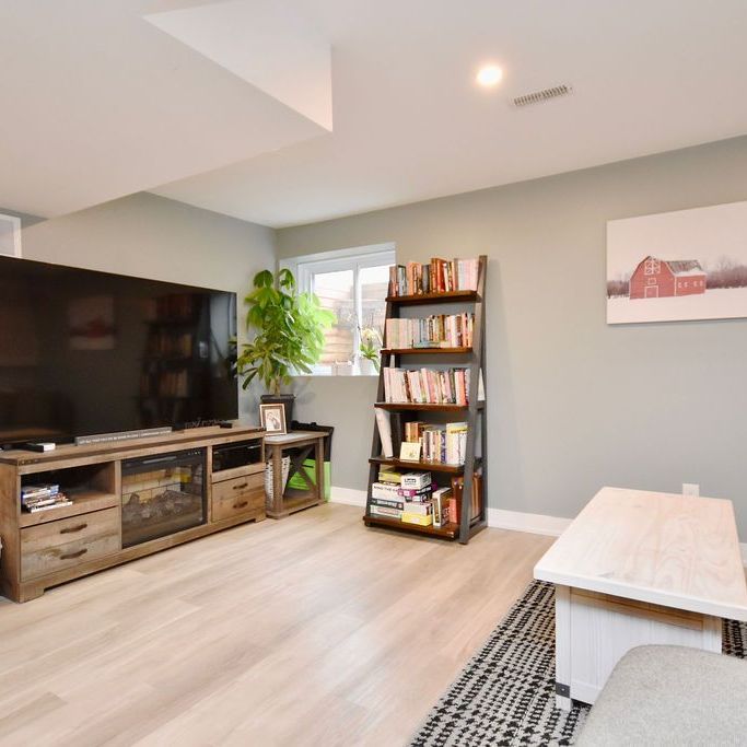 For Lease - 39 Dancy Drive Unit# Basement, Orillia, Ontario - Photo 1