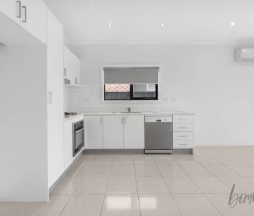 1/31 Moor Park Drive, Craigieburn VIC 3064 - Photo 5