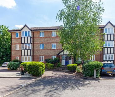 Fallow Rise, Hertford - Photo 2