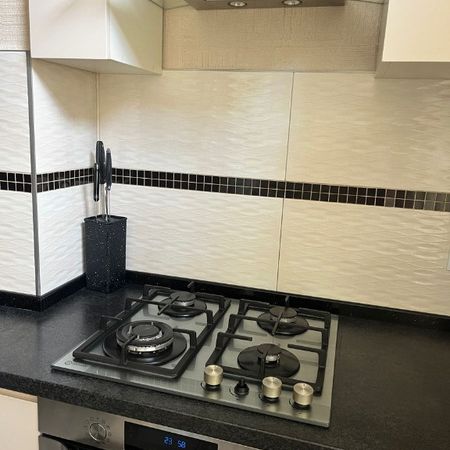 Garsoniera in zona Tractorul - Fotografie 3