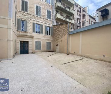 Location Appartement 2 pièces 45m² TOULON 83000 - Photo 2