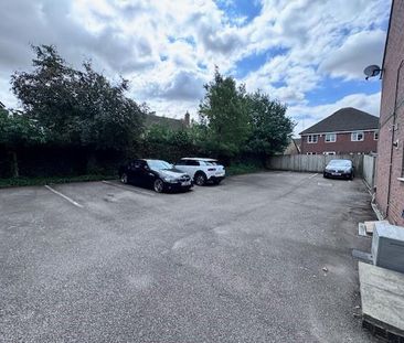 2 bedroom semi-detached house to rent - Photo 5