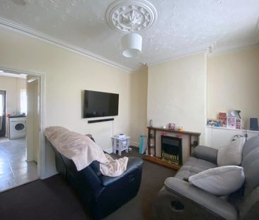 2 bedroom terraced house to rent - Photo 6