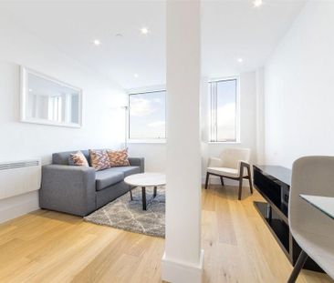 Studio to rent - Photo 1