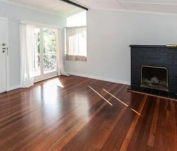 Quiet 3 Bedroom Family Home RENT INCREASE EFFECTIVE 19/1/26 $645 pw - Photo 4