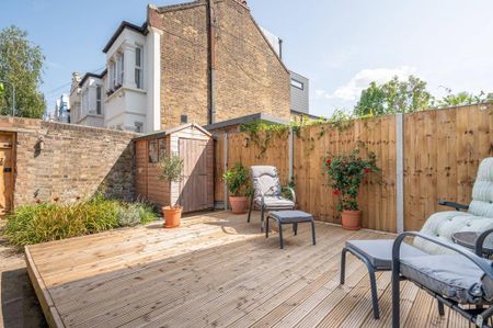 2 bedroom flat to rent - Photo 5