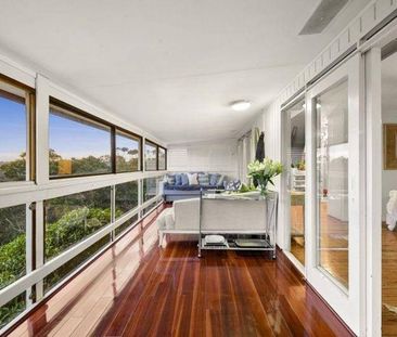 Luxury home - semi detached self contained area for rent - Photo 1