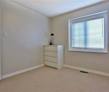 For Lease - 344 Riverstone Drive, Oakville, Ontario - Photo 6