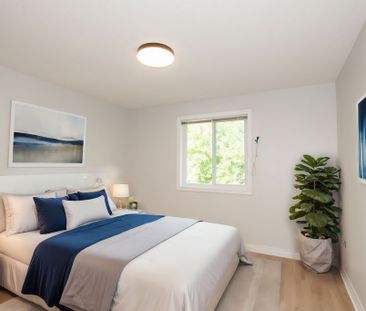 BEAUTIFUL 2 BEDROOM MAIN UNIT IN WELLAND!! - Photo 2