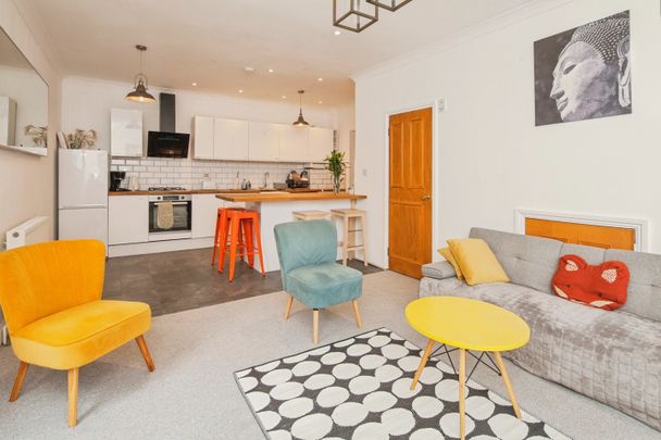 3 Bed Detached House, Comerford Road, SE4 - Photo 1