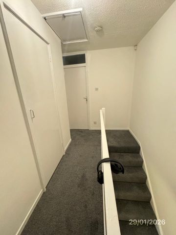 3 Bed Maisonette, Barnardo Drive, IG6 - Photo 4