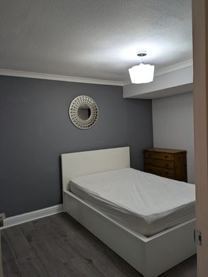 1 Bed Flat, Kingfisher Place, RG1 - Photo 1