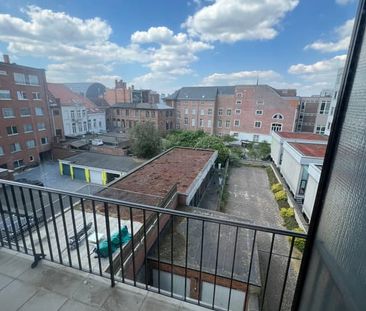Appartement te huur - Foto 1