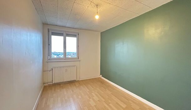 Appartement 4 pièces 67m2 REIMS 700 euros - Photo 1