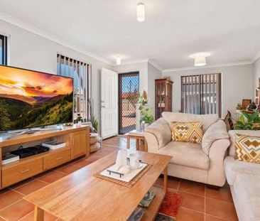 Great Location, Coastal Lifestyle! - Photo 2